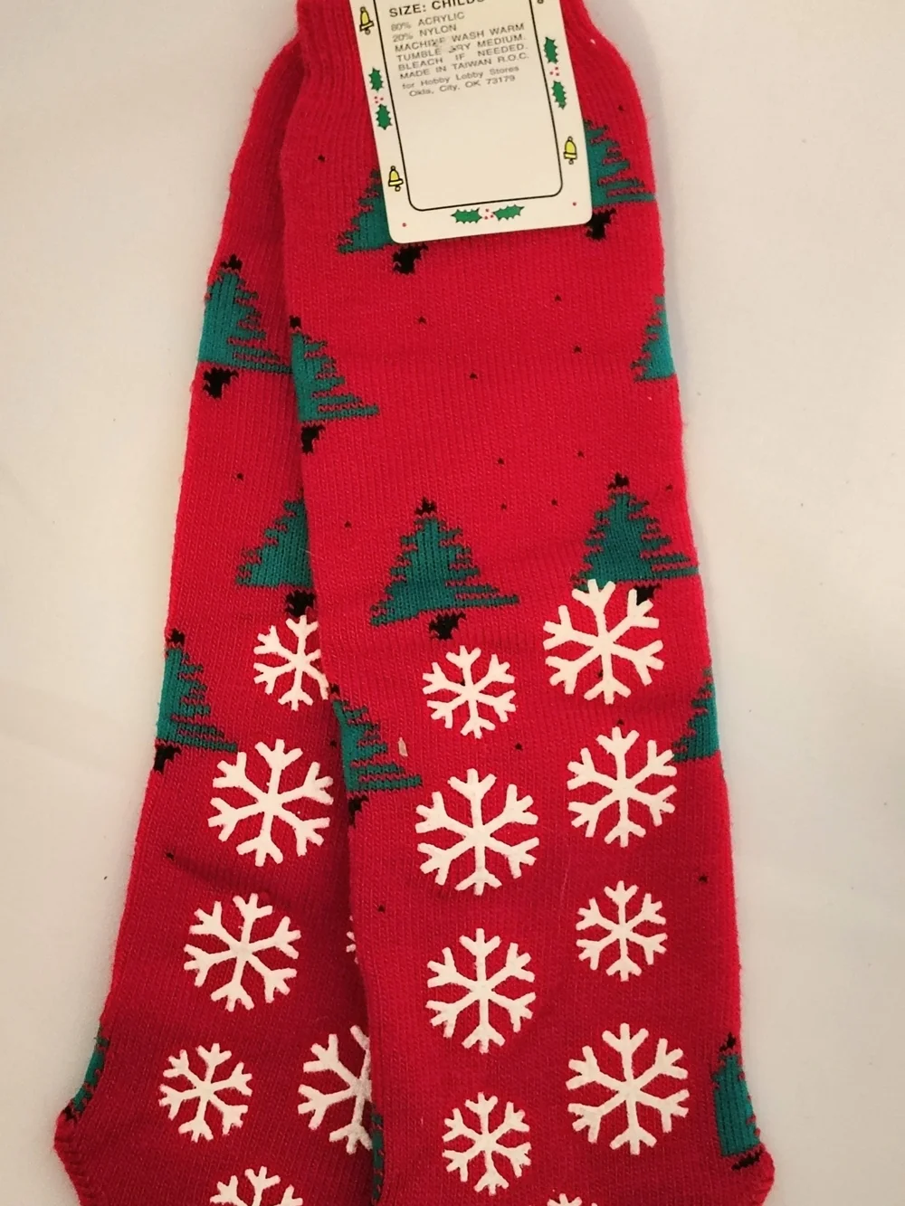 Child's Christmas Booties.   None Slip.  Red & Green.  New